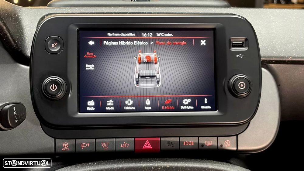 Fiat Panda 1.0 Hybrid City Cross - 32