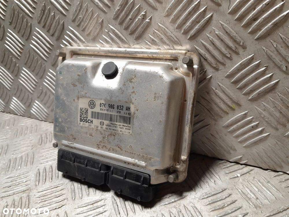 VW JETTA KOMPUTER STEROWNIK SILNIKA 2.5 BENZYNA OZNCZENIE: 07K906032AN - 3