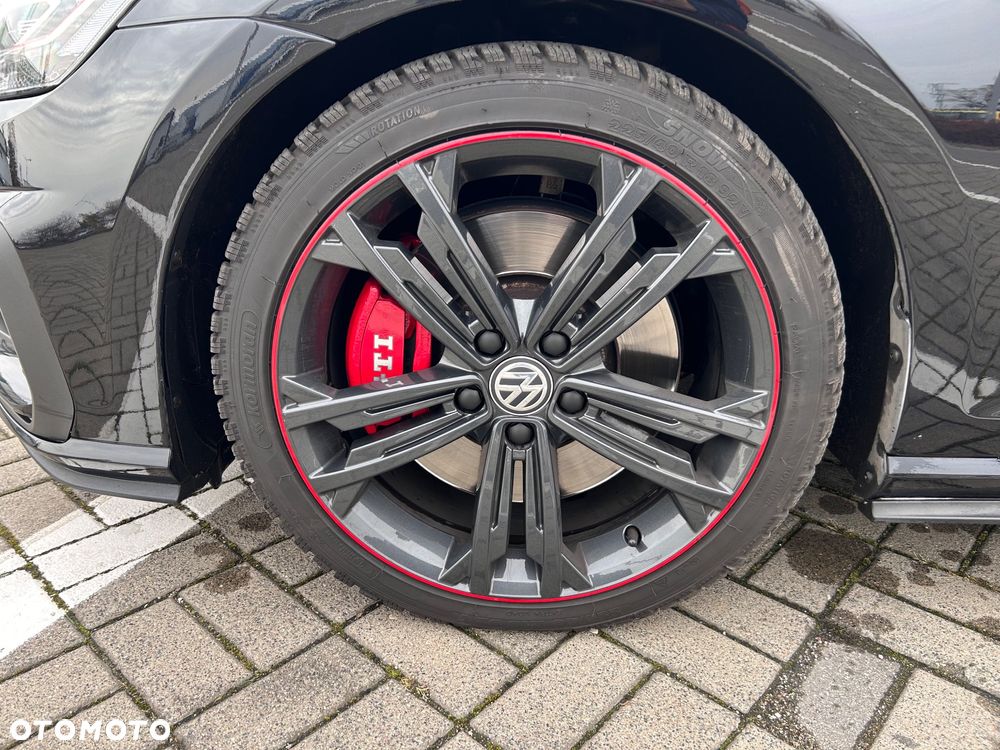 Volkswagen Golf GTI (BlueMotion Technology) DSG Performance - 27