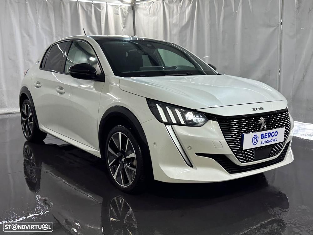Peugeot e-208 50 kWh GT Pack - 4