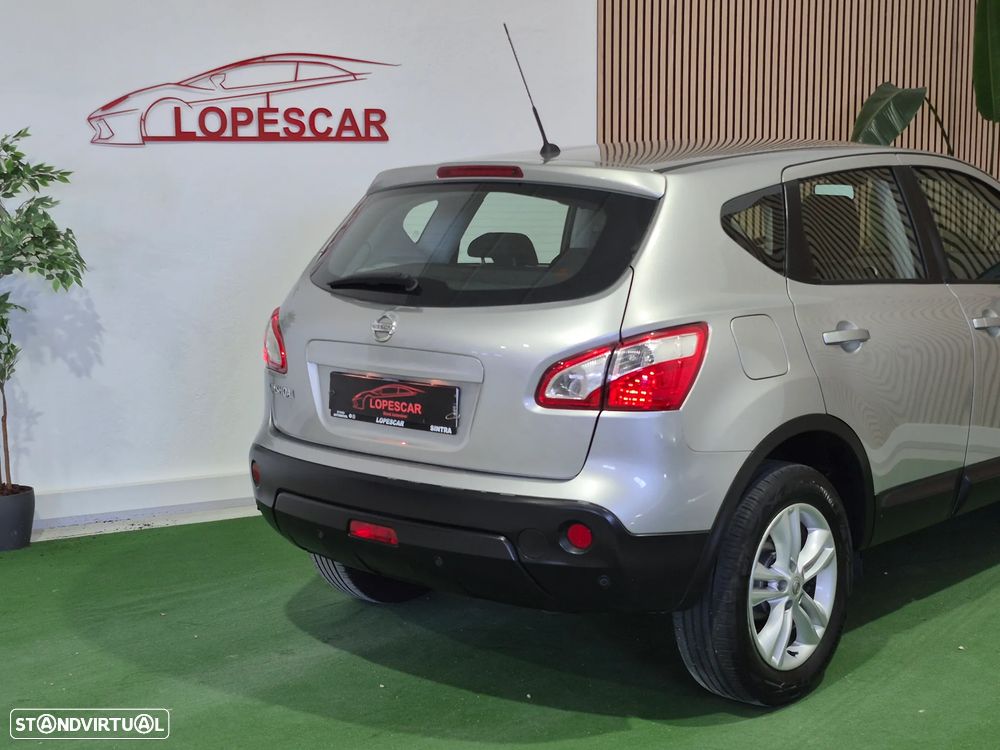 Nissan Qashqai 1.6 Acenta 17 - 6
