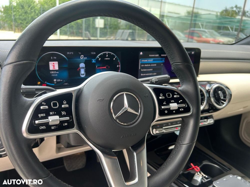 Mercedes-Benz CLA 180 d 7G-DCT Progressive - 4