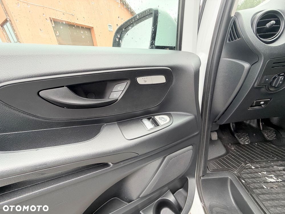 Mercedes-Benz Vito - 17