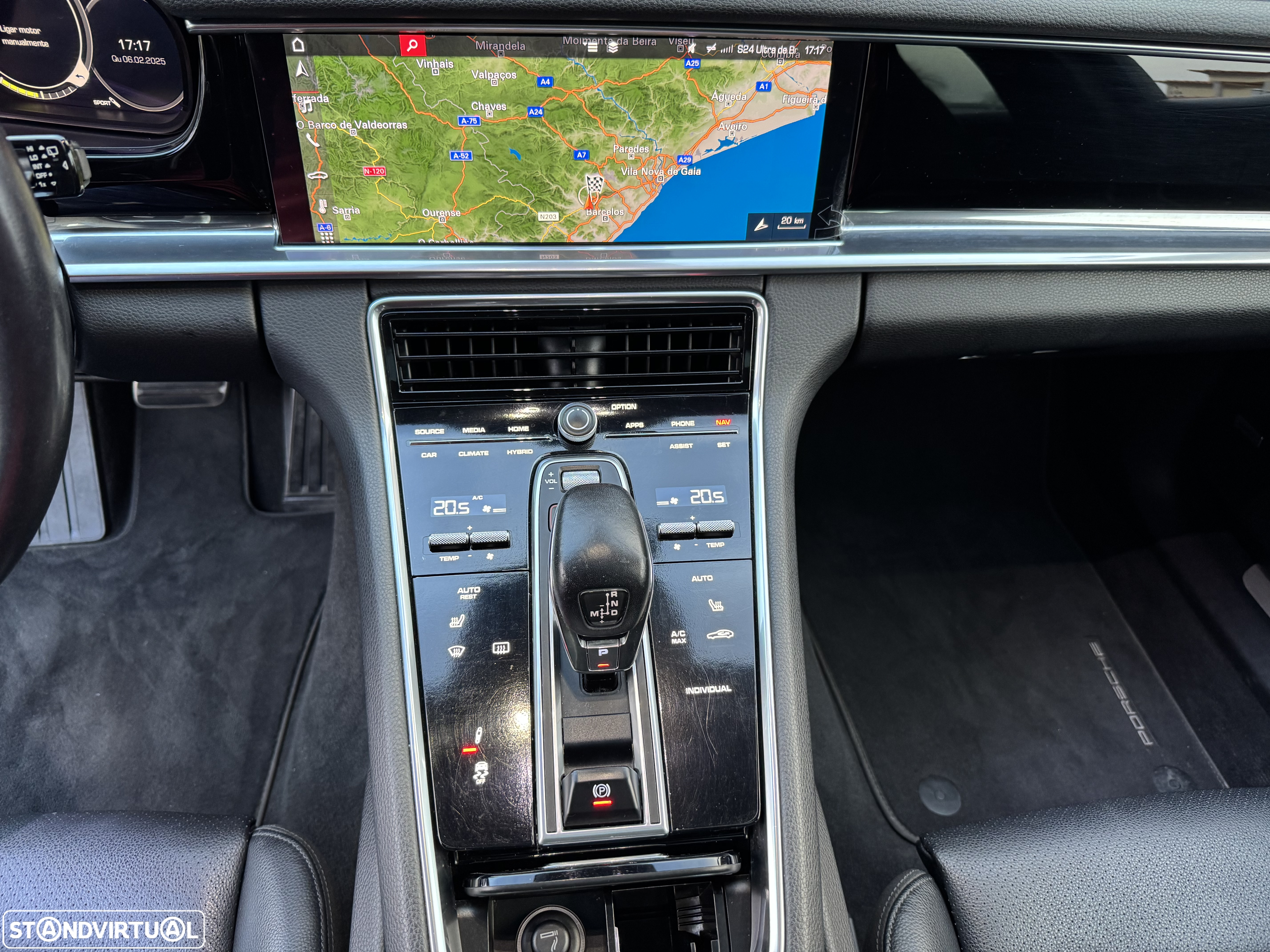 Porsche Panamera Sport Turismo 4 E-Hybrid - 25