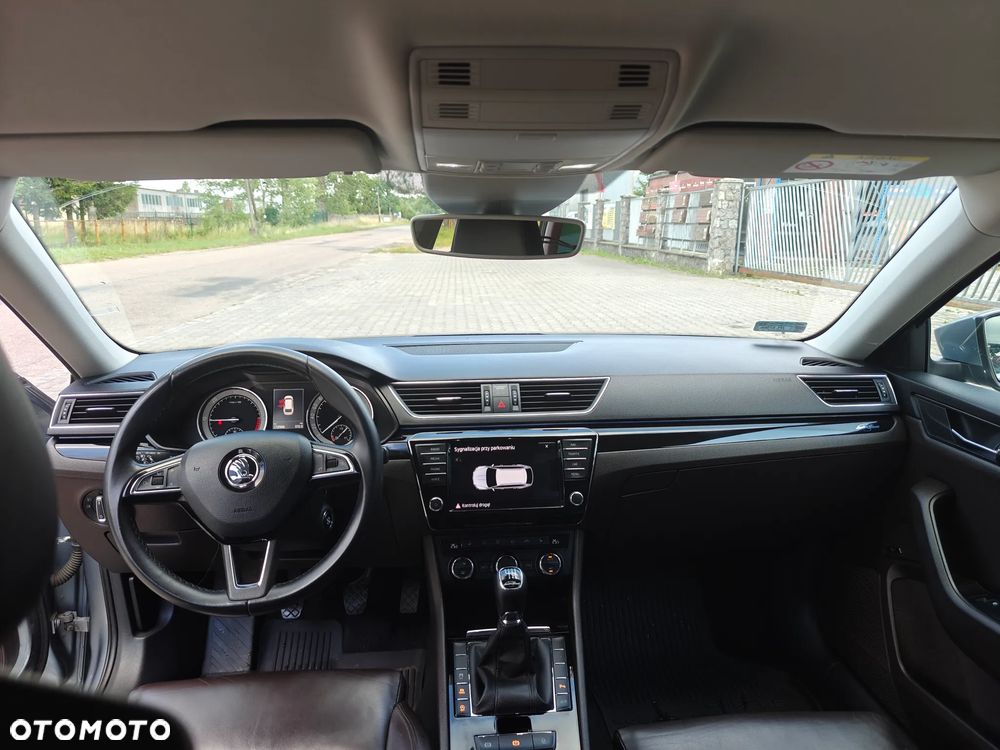 Skoda Superb 2.0 TDI L&K - 13