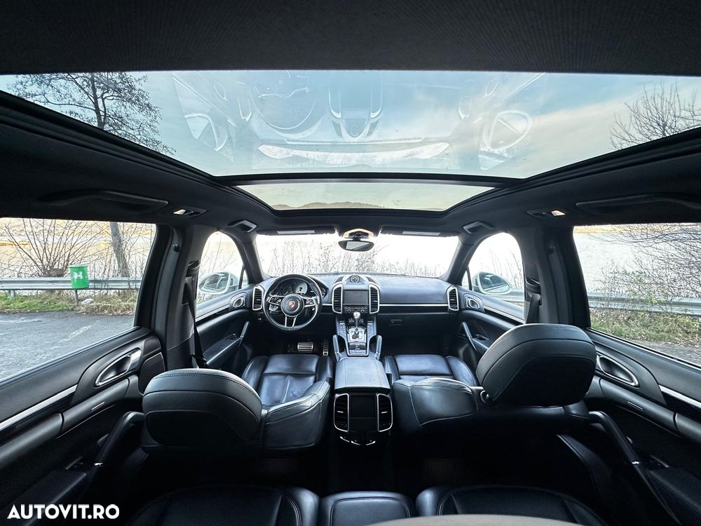 Porsche Cayenne S E-Hybrid Platinum Edition - 8