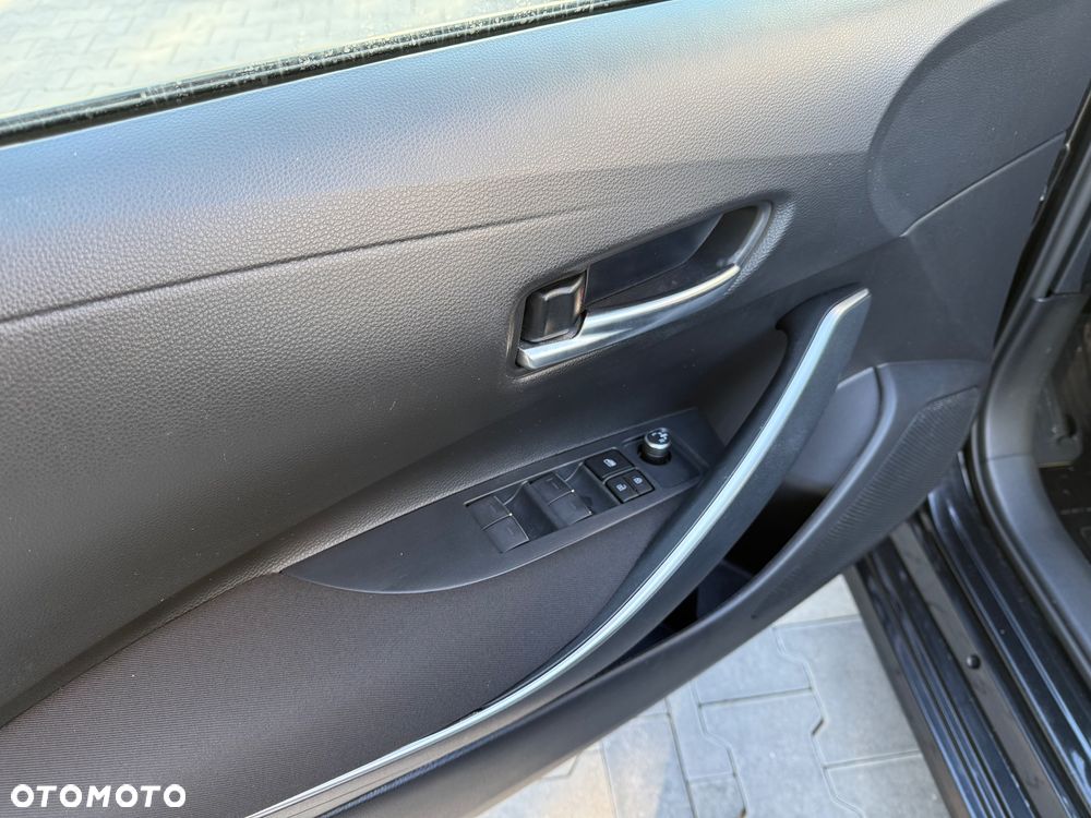 Toyota Corolla 1.8 Hybrid Comfort - 21