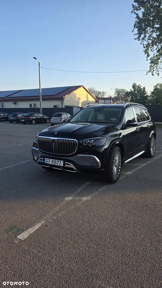 Mercedes-Benz GLS - 1