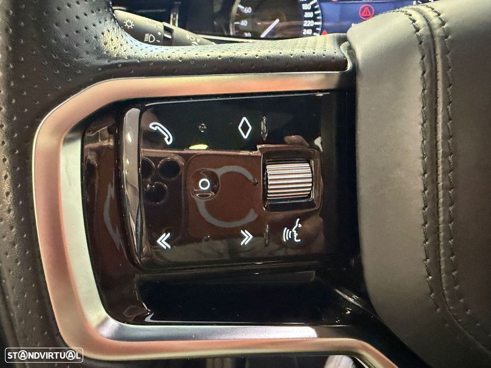 Land Rover Range Rover Evoque 1.5 P300e AWD Bronze Collection Auto - 17