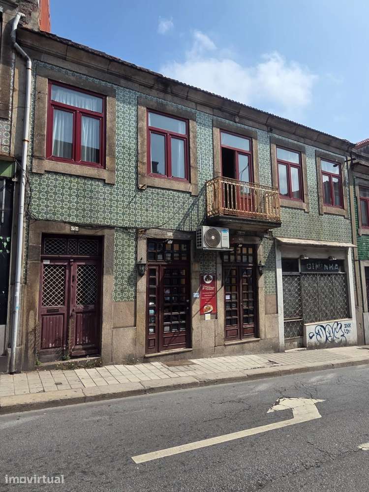 Oportunidade Única de Investimento | Prédio Misto | Campanhã | Porto - Grande imagem: 4/31
