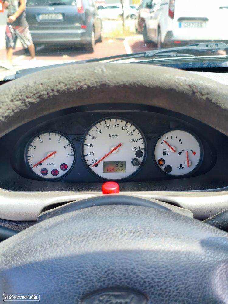Ford Fiesta 1.25 Techno - 6
