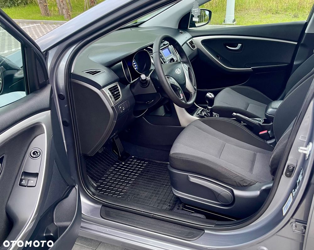 Hyundai i30 1.6 CRDI Trend - 16