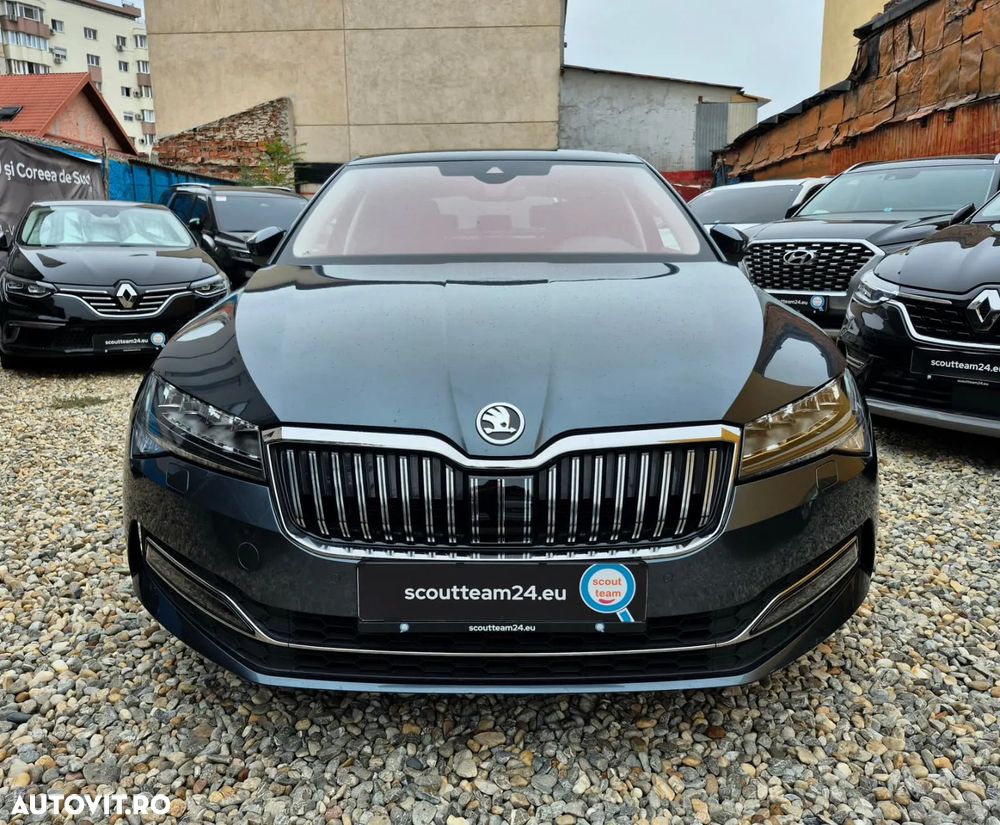 Skoda Superb 2.0 TDI DSG Style - 10