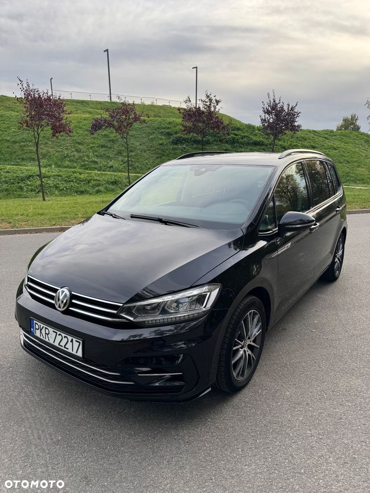 Volkswagen Touran 2017 photo 4