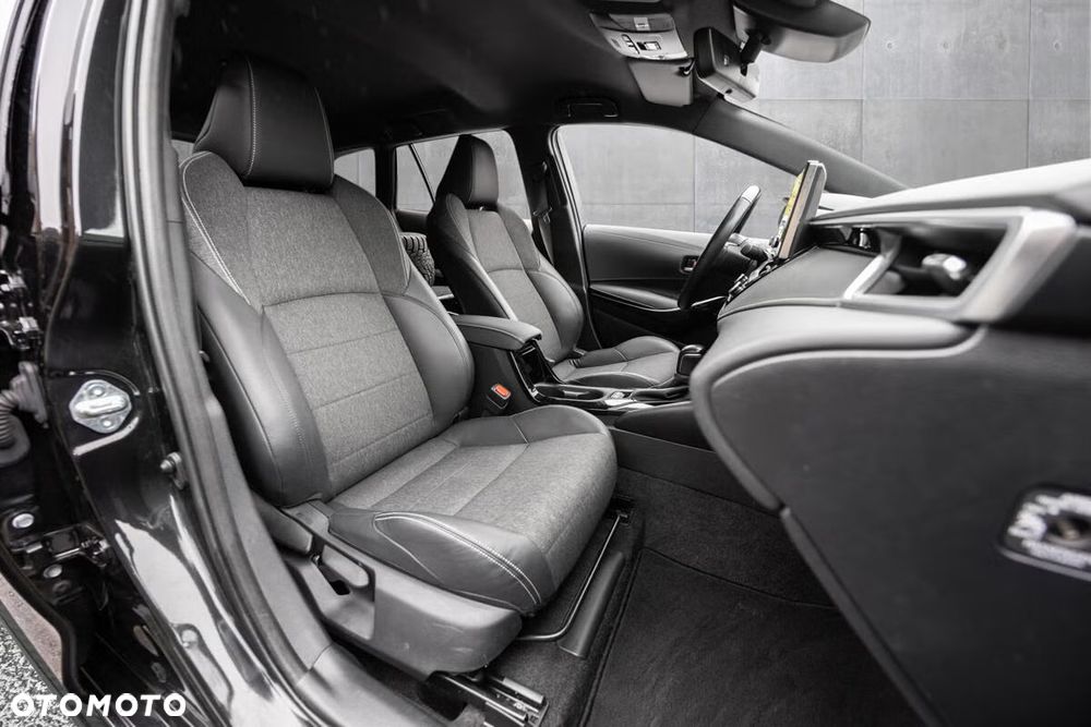 Toyota Corolla 1.8 Hybrid GPF Active - 13