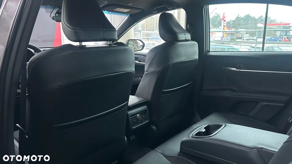 Toyota Camry 2.5 Hybrid Dynamic Force Comfort e-CVT - 11