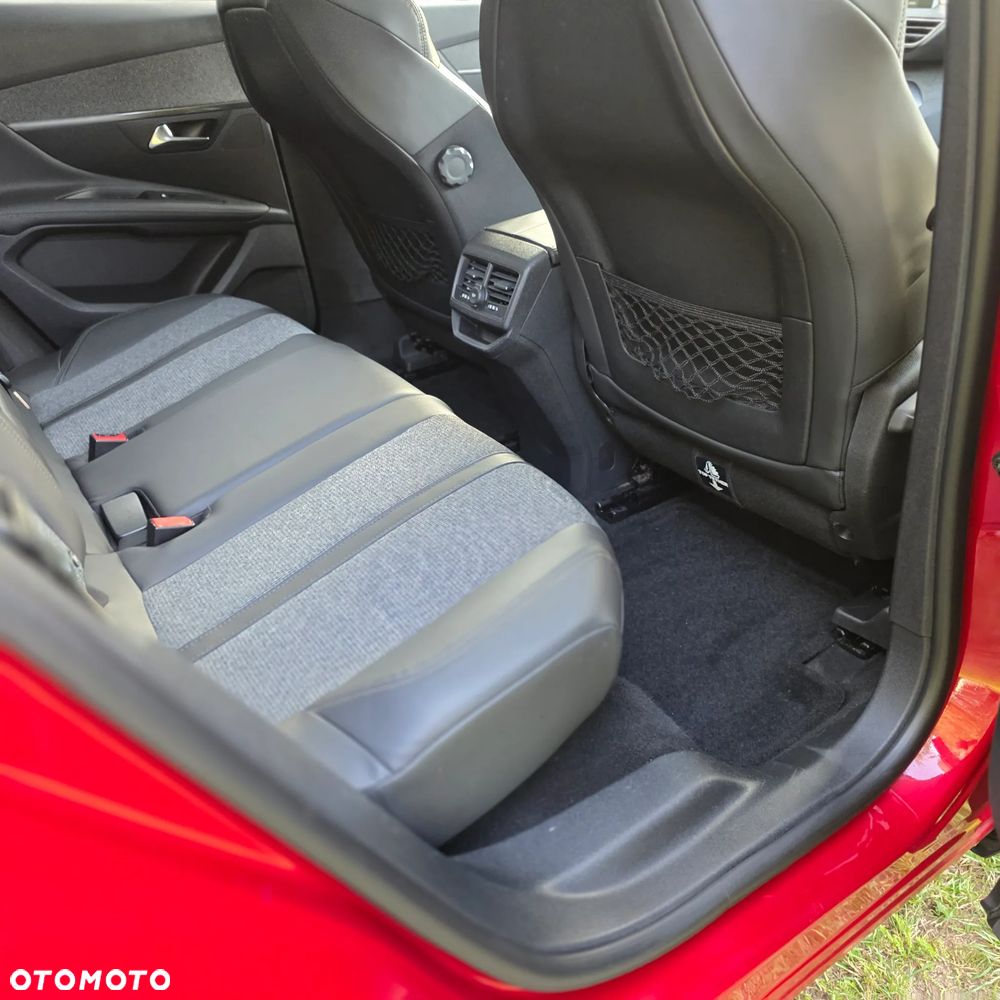 Peugeot 3008 PureTech 130 Stop & Start GPF Allure Business-Paket - 20