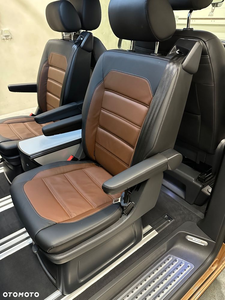 Volkswagen Multivan 2.0 TDI L1 Highline 4Motion DSG - 24