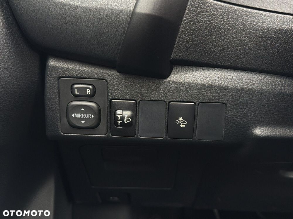 Toyota Corolla 1.6 Comfort - 16