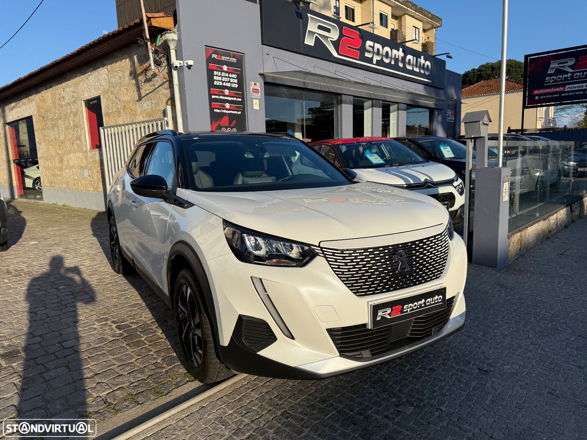 Peugeot e-2008 50 kWh Allure Pack - 1
