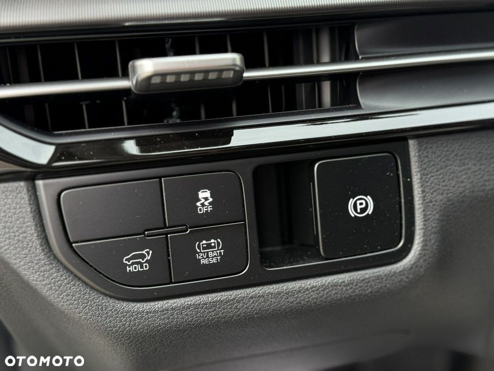 Kia Sportage 1.6 T-GDI HEV Business Line 2WD - 33