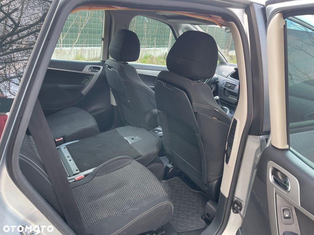 Citroën C4 Picasso - 9