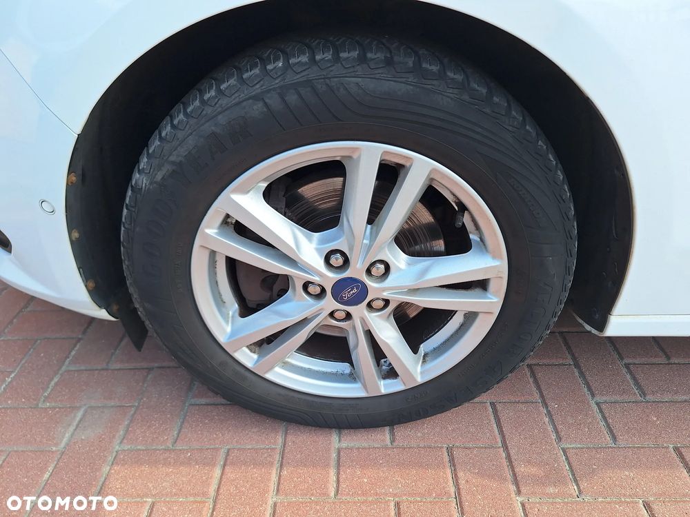 Ford S-Max 2.0 TDCi Titanium PowerShift - 12