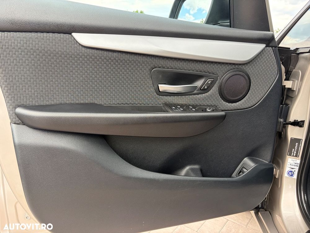 BMW Seria 2 218d xDrive Aut. Advantage - 30