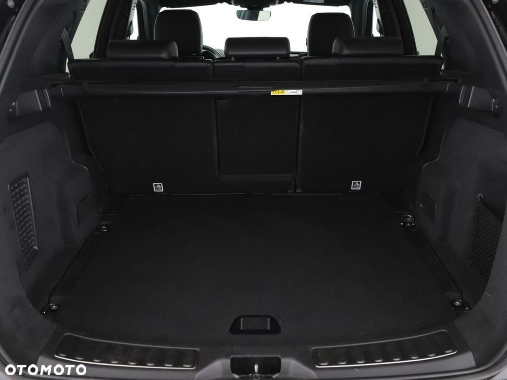 Land Rover Discovery Sport 2.0 D150 R-Dynamic - 21