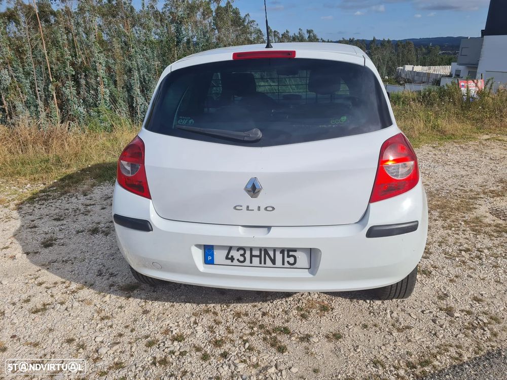 Renault Clio - 1