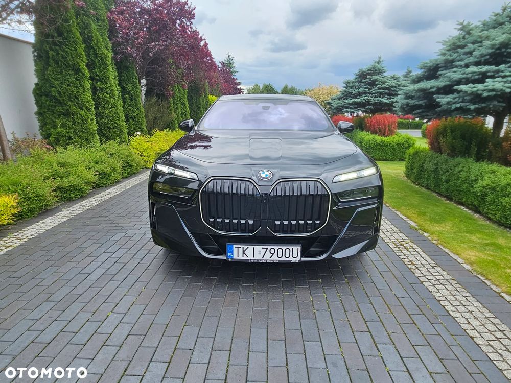 BMW Seria 7 740d xDrive mHEV Individual Edition sport - 4