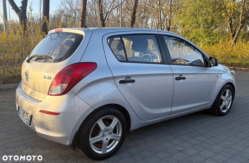 Hyundai i20 1.25 Classic + - 6