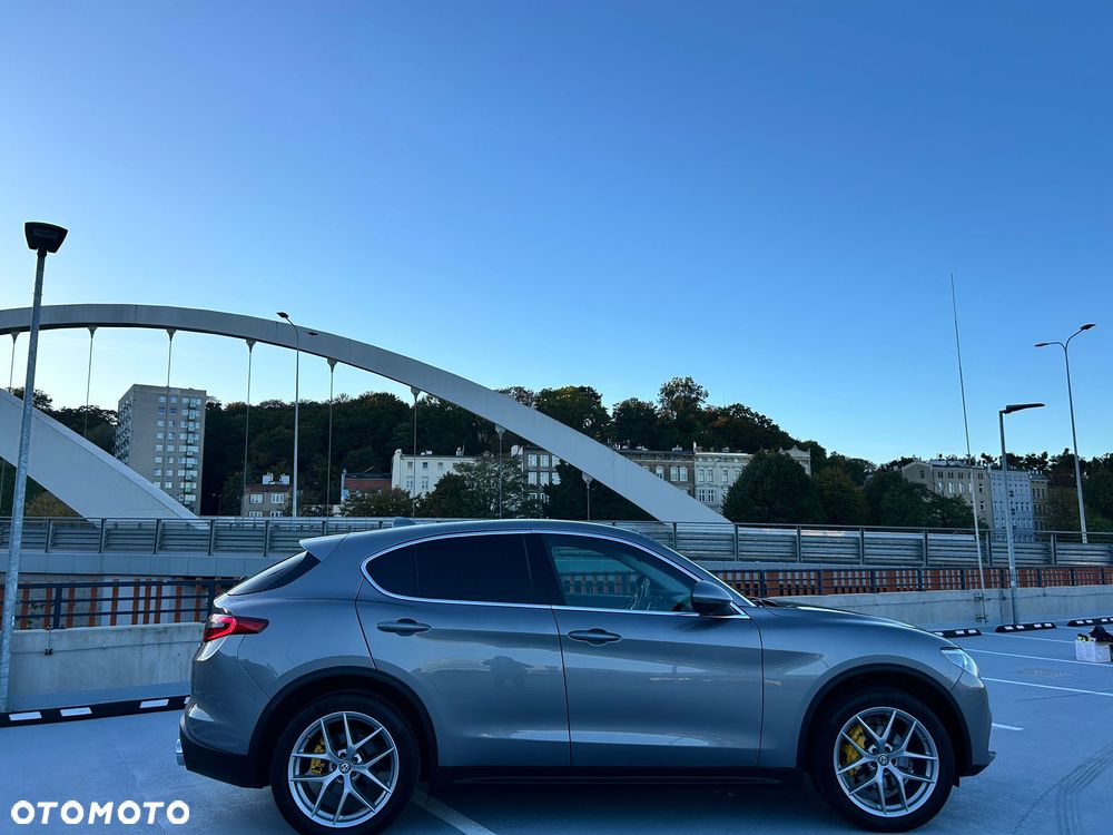 Alfa Romeo Stelvio 2.0 Turbo First Edition Q4 - 14