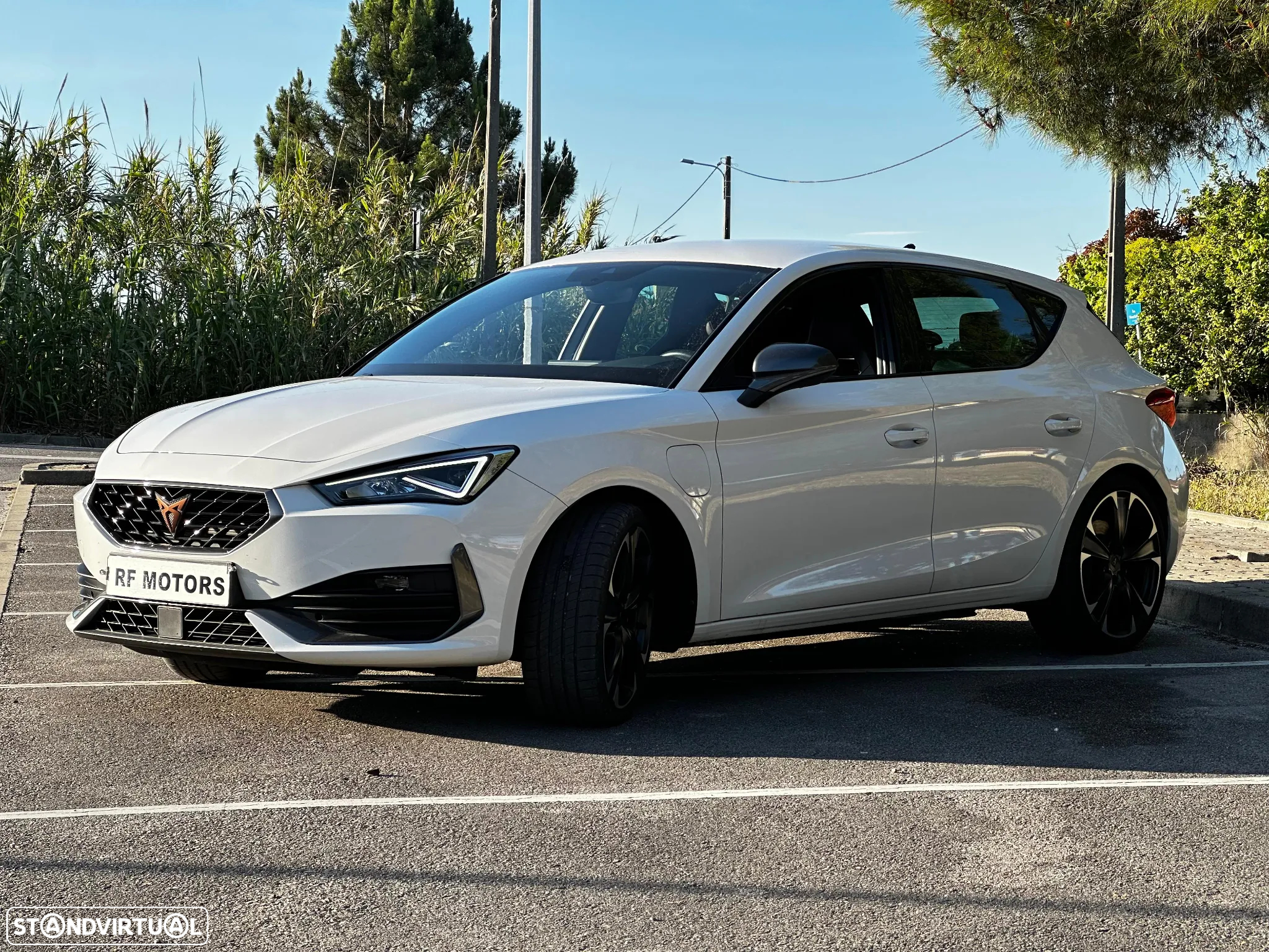 Cupra Leon 1.4 e-Hybrid VZ DSG - 10