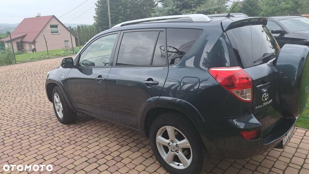 Toyota RAV4 2.2 D-CAT 4x4 Executive - 3