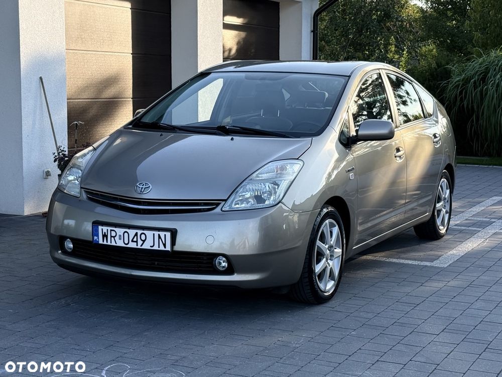Toyota Prius 1.5 VVT-i Sol - 1