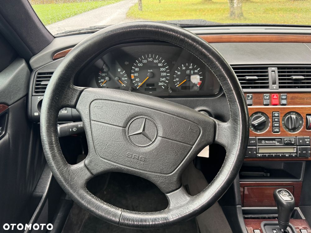Mercedes-Benz Klasa C - 12