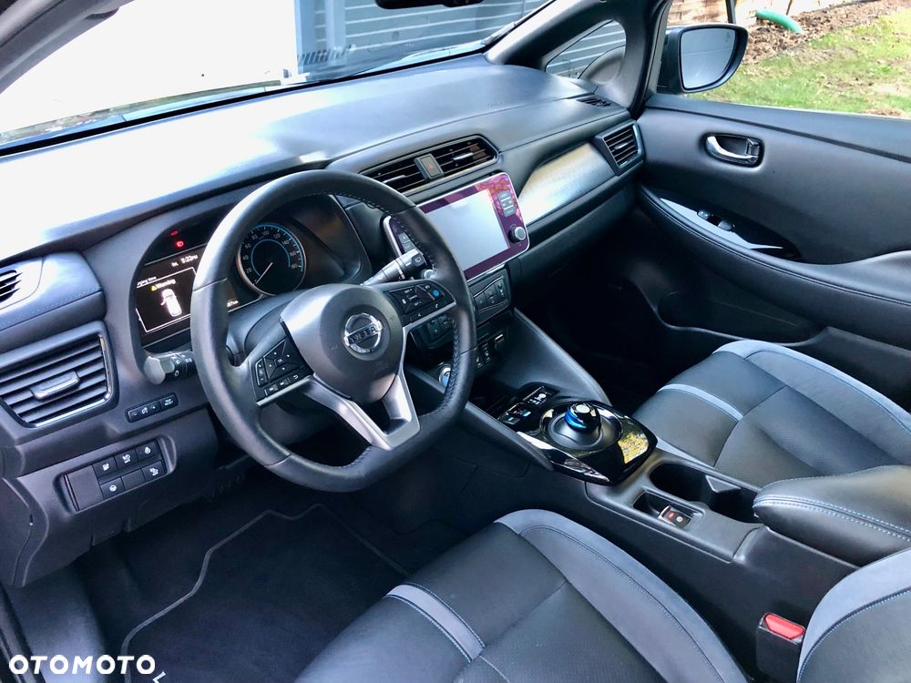 Nissan Leaf - 8