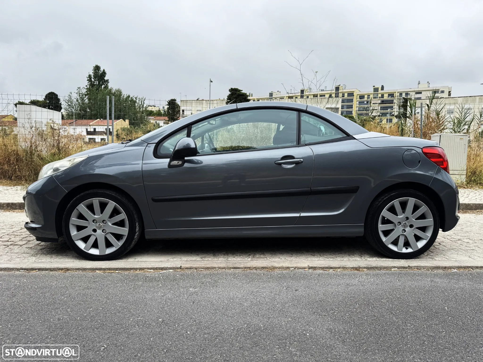 Peugeot 207 CC 1.6 HDi FAP Sport - 9