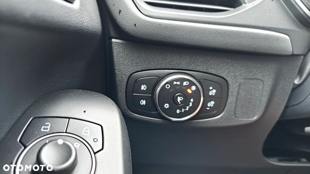 Ford Focus - 24