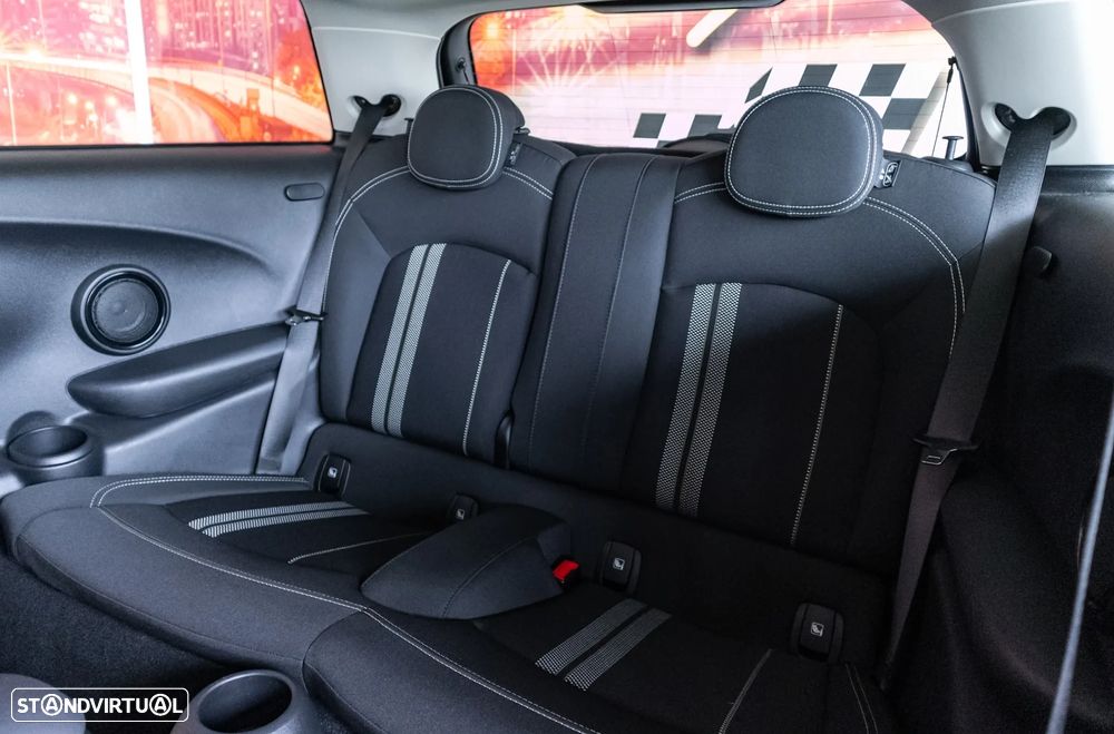 MINI 3 Portas Cooper SE - 22