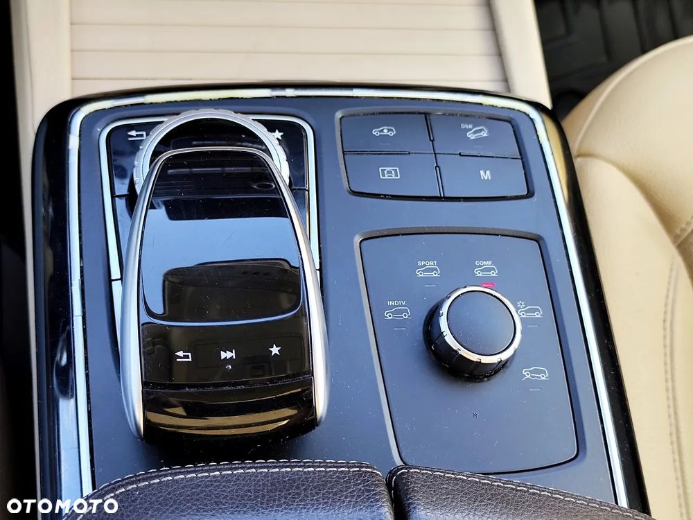 Mercedes-Benz GLS 400 4Matic 9G-TRONIC Exclusive - 27