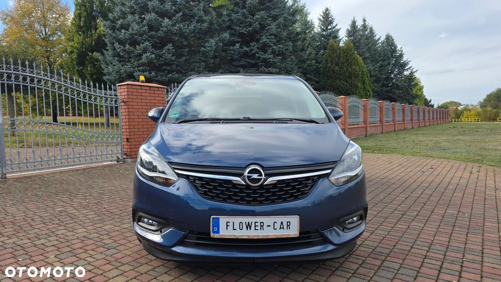 Opel Zafira - 9