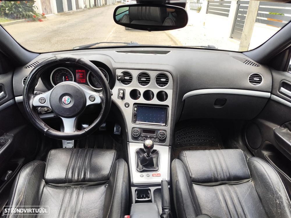 Alfa Romeo 159 Sportwagon 1.9 JTDm 16V TI - 4