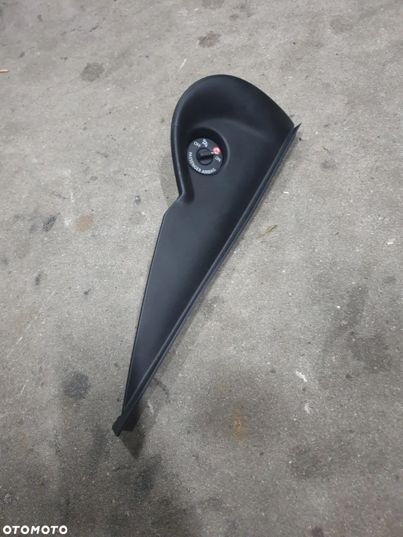 Wyłącznik Włącznik Airbag Zaślepka boczna konsoli Smart Fortwo III A4536808100 681995290R - 1