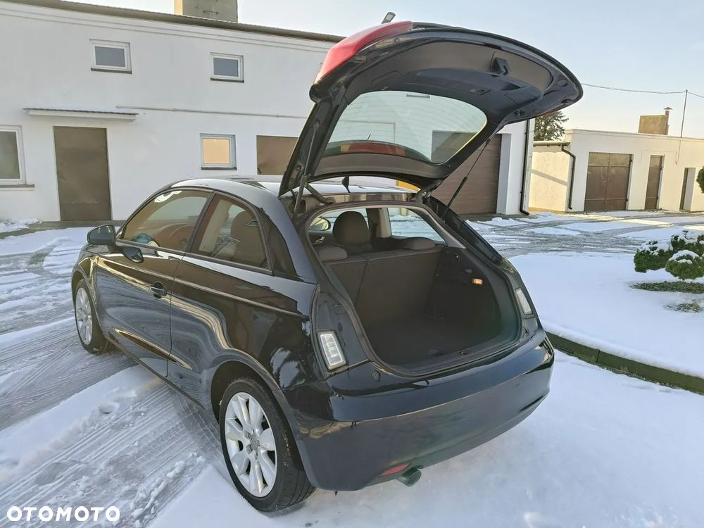 Audi A1 3-drzwiowe 1.2 TFSI admired - 21