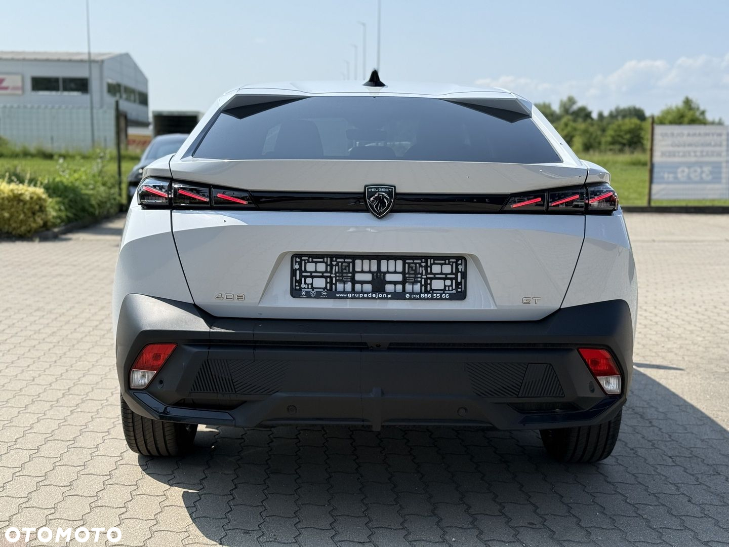 Peugeot 408 - 7