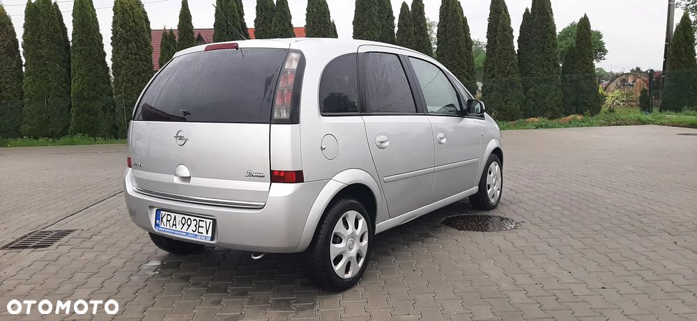 Opel Meriva - 12
