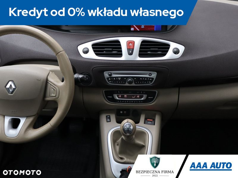 Renault Scenic - 13