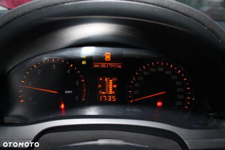 Toyota Avensis 2.0 D-4D Platinium - 10
